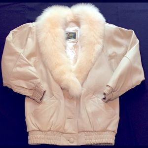 Vintage Avanti leather coat with Fur collar